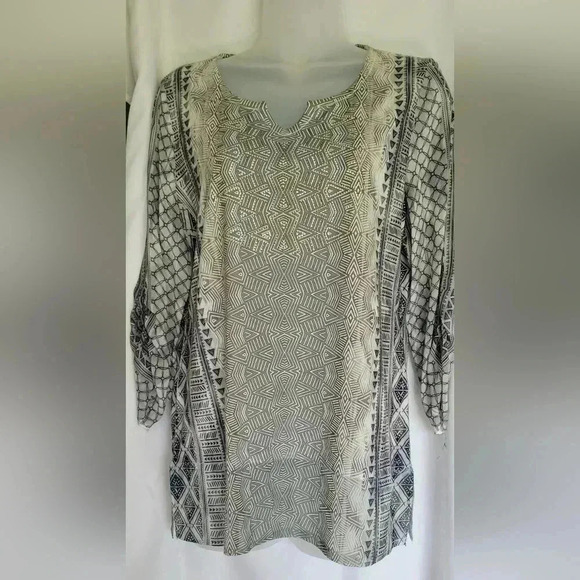 Chico's Tops - Chicos Crystal Green Gray Chiffon Embellished 3/4 Sleeve Top Size 0 (Small)